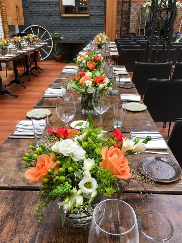 Floral arrangement 32