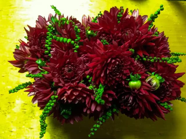 Floral arrangement 10