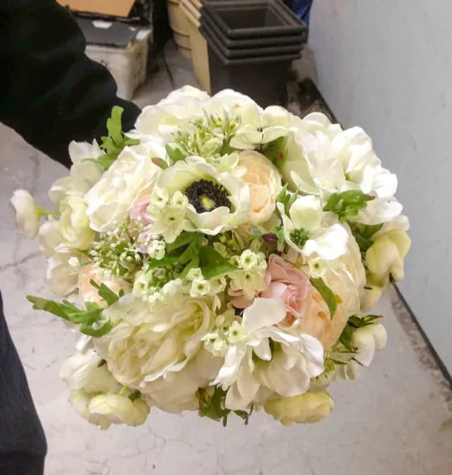 Floral arrangement 23