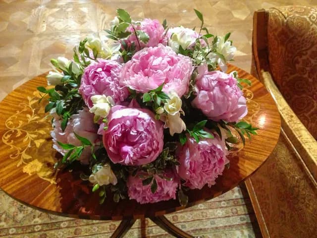 Floral arrangement 12