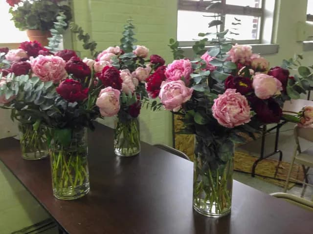 Floral arrangement 45