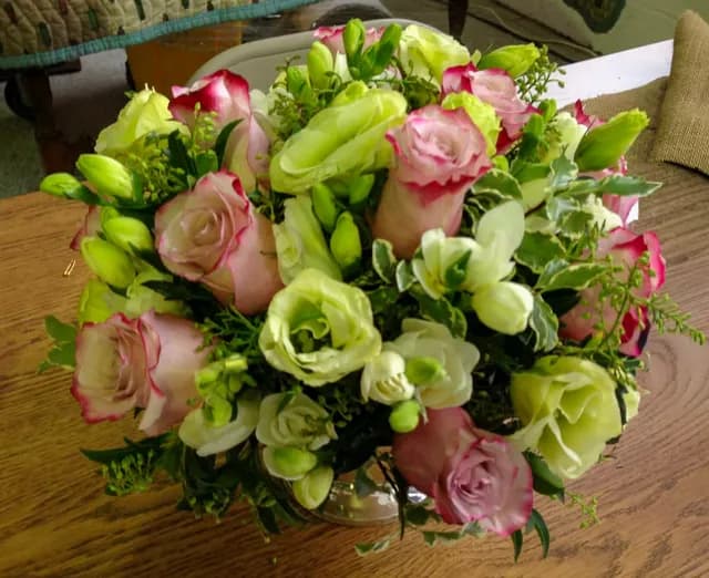 Floral arrangement 13